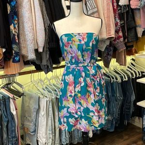 NWOT Express Floral Strapless Dress